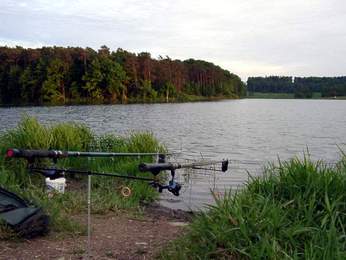 Abendstimmung am Stausee